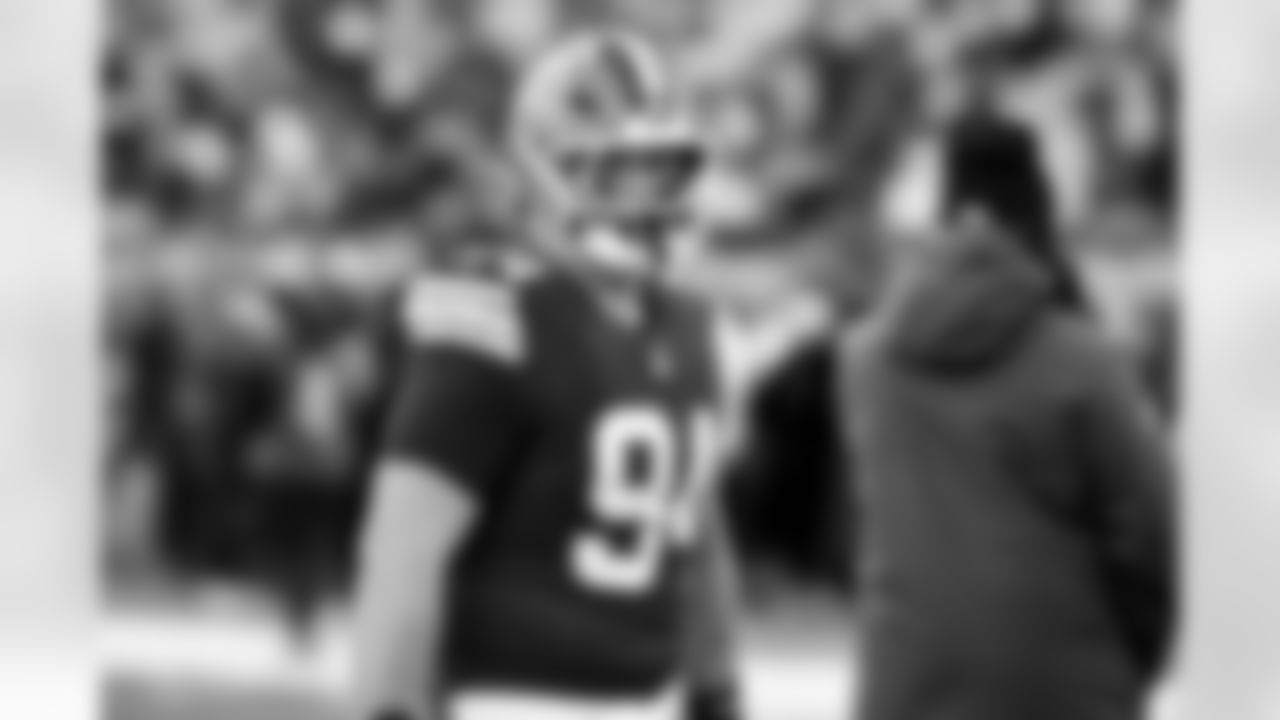 Defensive tackle Mason Graham (94) before a NFL football game between the Buffalo Bills and Cleveland Browns on December 21, 2025 at Huntington Bank Field.