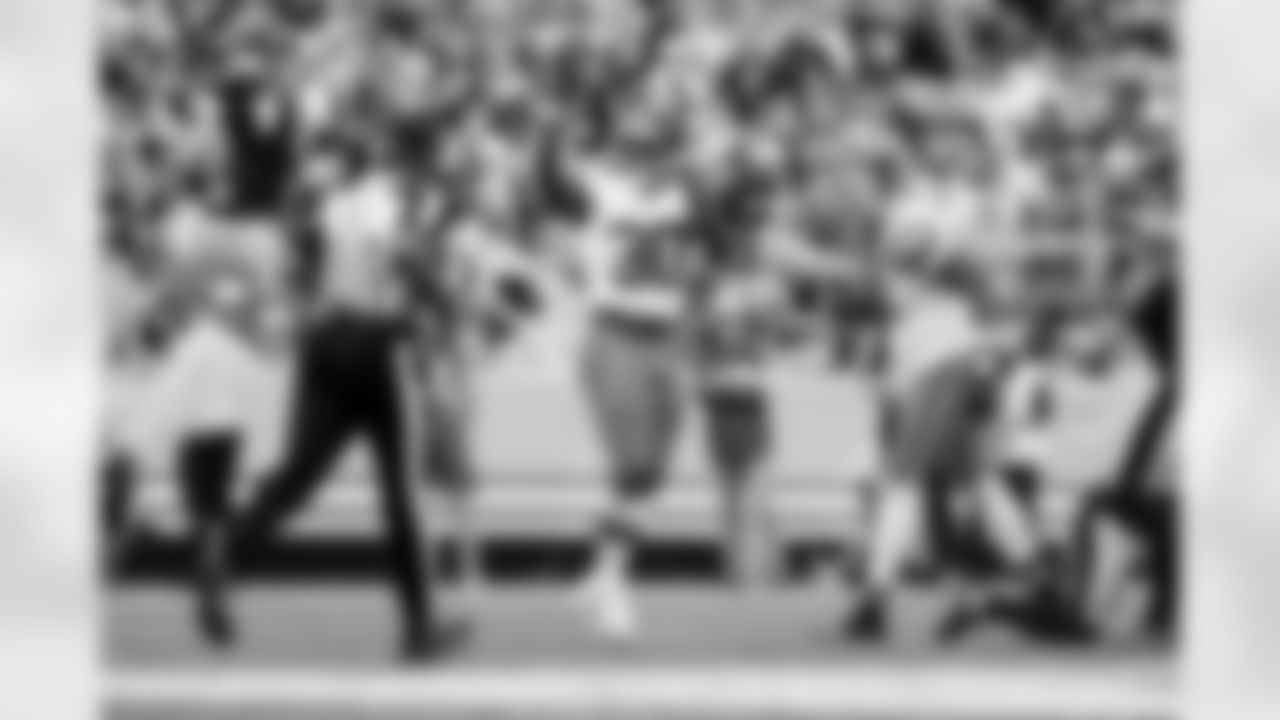 Linebacker Devin Bush (30) during a NFL football game between the Cleveland Browns and Pittsburgh Steelers on October 12, 2025 at Acrisure Stadium. The Browns lost 9-23.