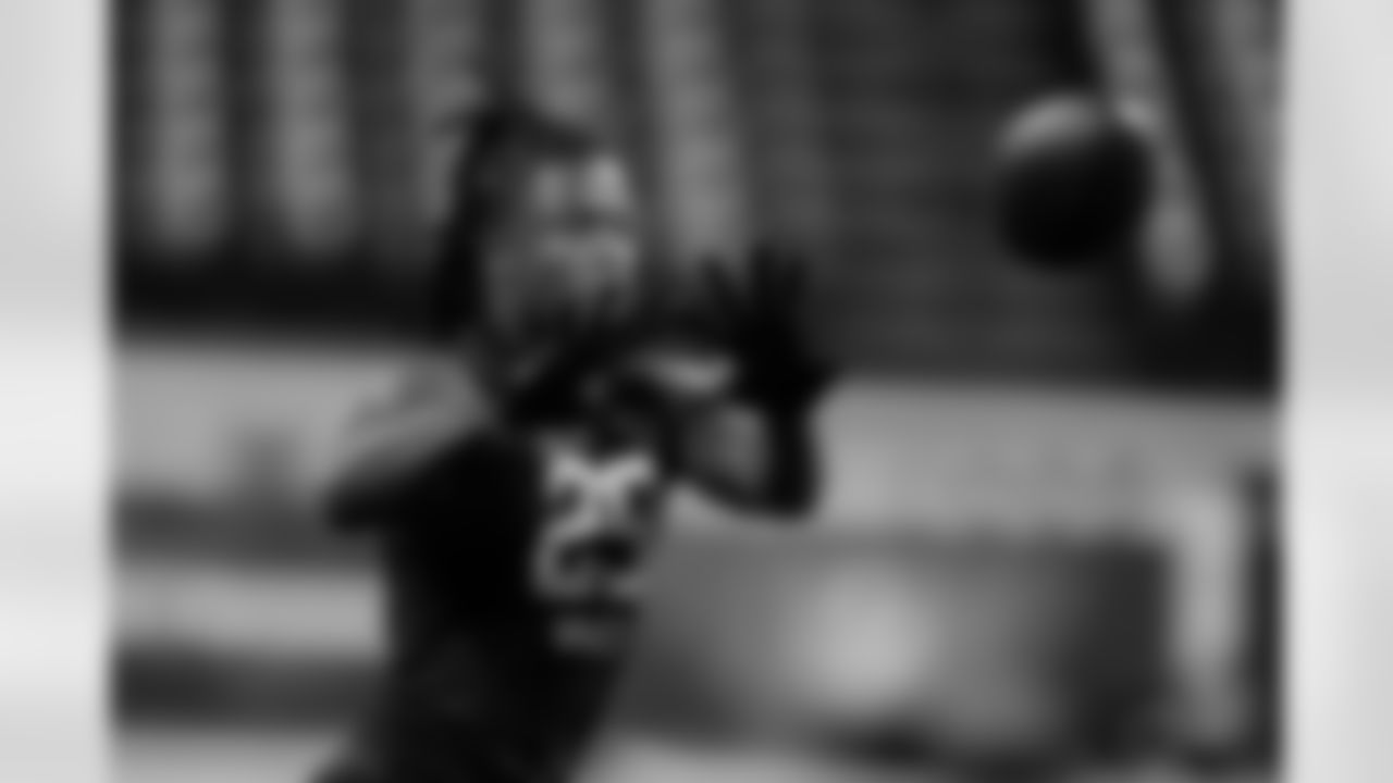 Alabama wide receiver Jerry Jeudy runs a drill at the NFL football scouting combine in Indianapolis, Thursday, Feb. 27, 2020. (AP Photo/Michael Conroy)