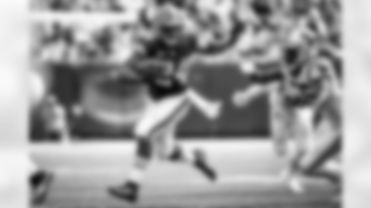 Running back Nick Chubb (24) during a NFL football game between the Cleveland Browns and Carolina Panthers on September 11, 2022 at Bank of America Stadium. The Browns won 26-24.