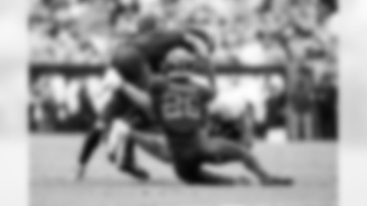 Cornerback Myles Harden (26) during a NFL football game between the Miami Dolphins and Cleveland Browns on October 19, 2025 at Huntington Bank Field.
