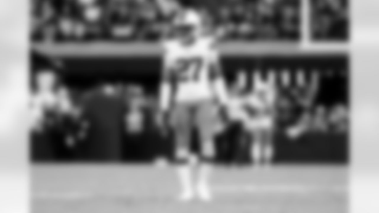 Cornerback Sam Webb (27)