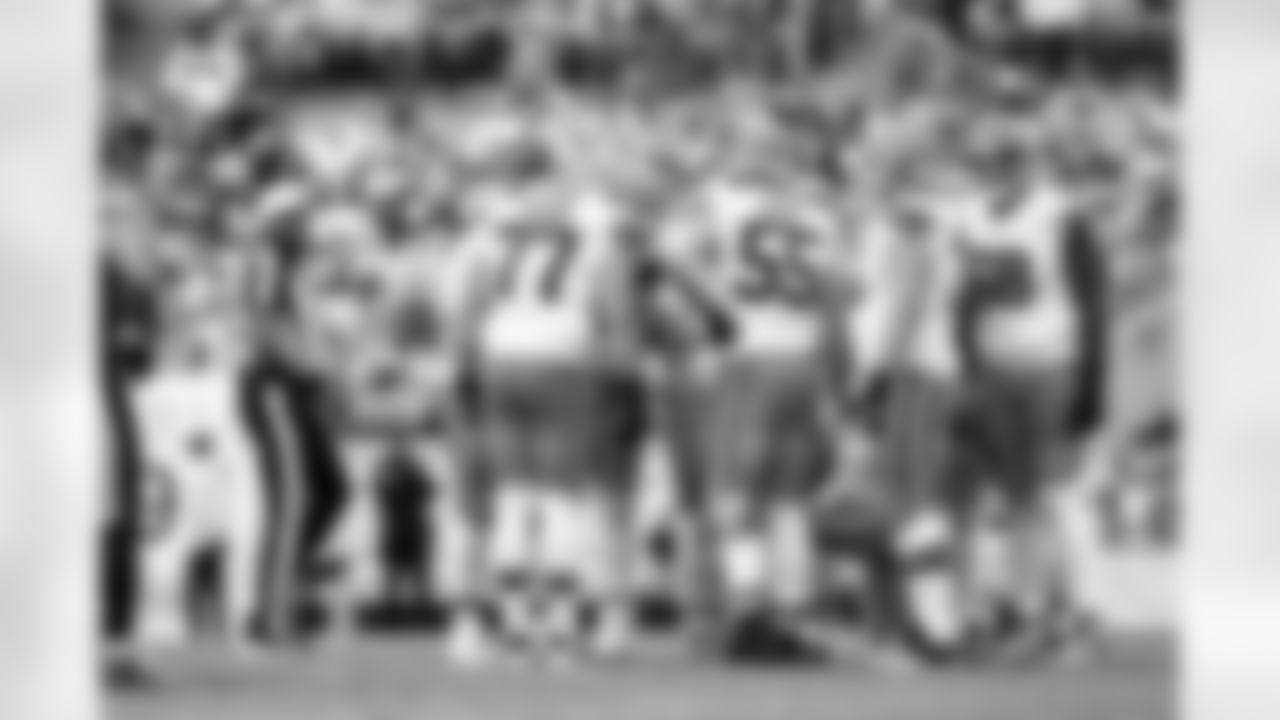 Offensive guard Wyatt Teller (77), Center Ethan Pocic (55), and Offensive tackle Cam Robinson (68) during a NFL football game between the Cleveland Browns and Pittsburgh Steelers on October 12, 2025 at Acrisure Stadium.