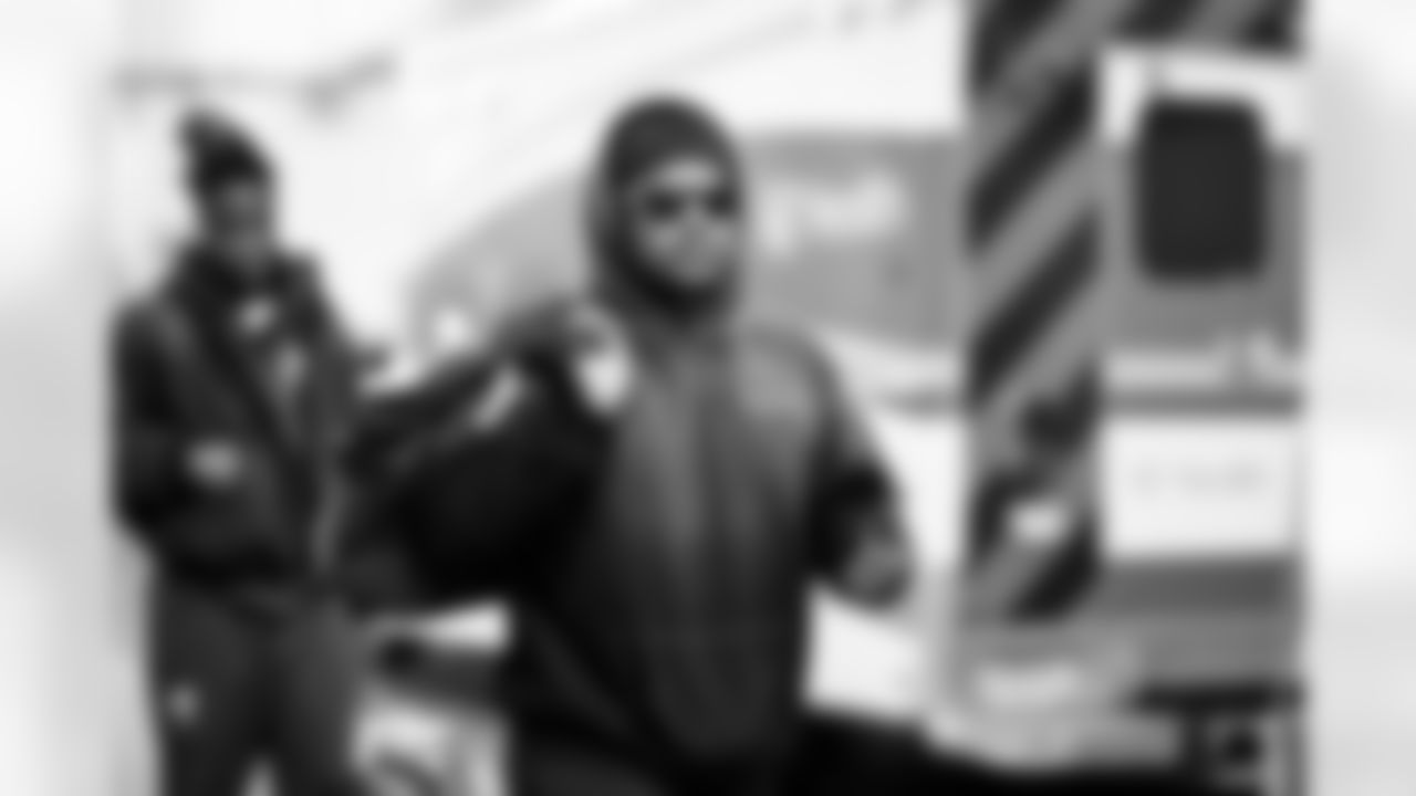 Linebacker Devin Bush (30) before a NFL football game between the Cleveland Browns and Cincinnati Bengals on January 4, 2026 at Paycor Stadium.