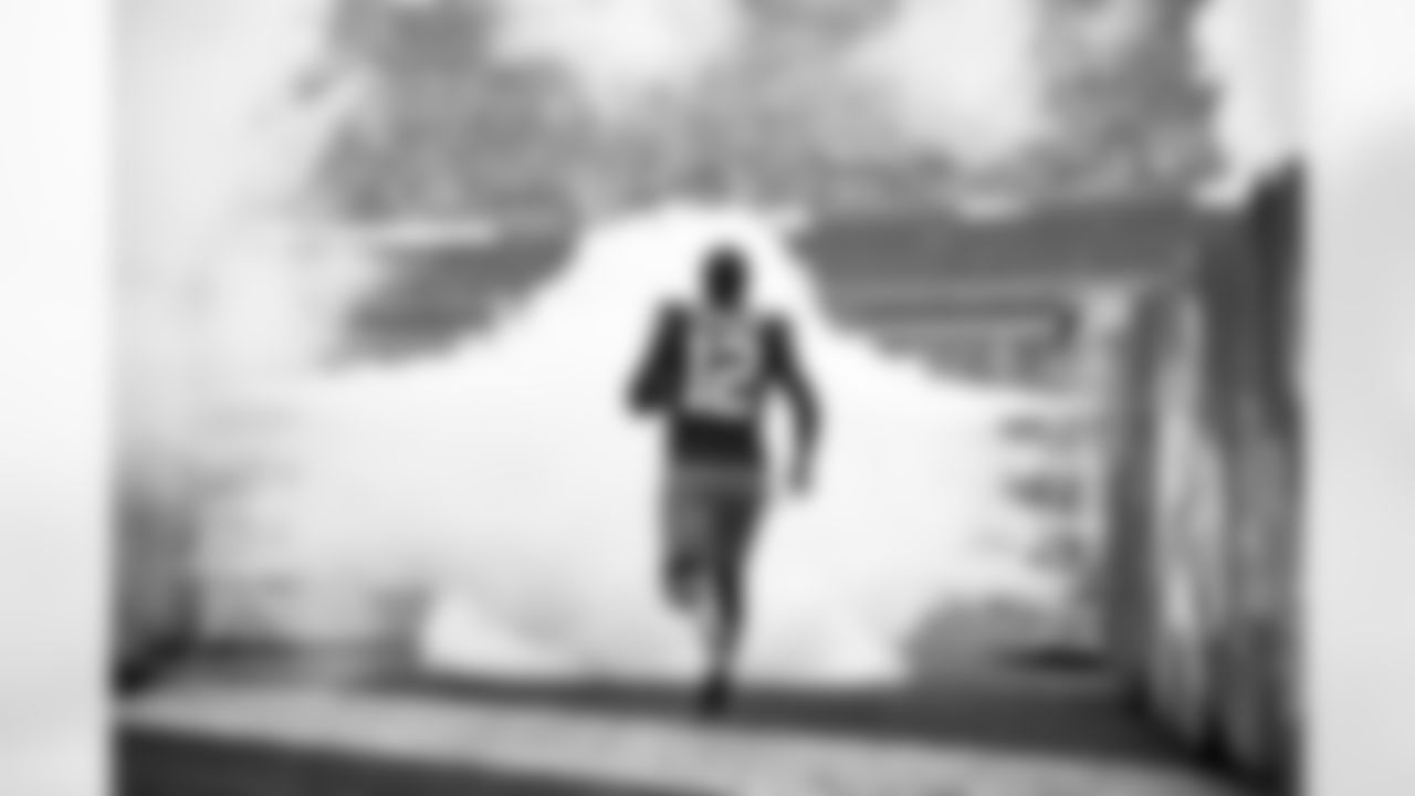 Quarterback Shedeur Sanders (12) before a NFL football game between the Pittsburgh Steelers and Cleveland Browns on December 28, 2025 at Huntington Bank Field.