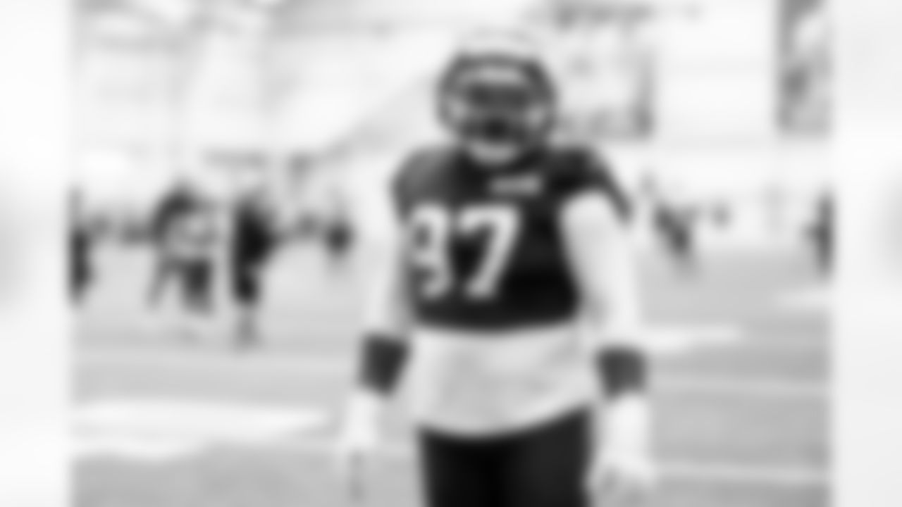 Defensive tackle Maurice Hurst II (97) during practice at CrossCountry Mortgage Campus on December 10, 2025.