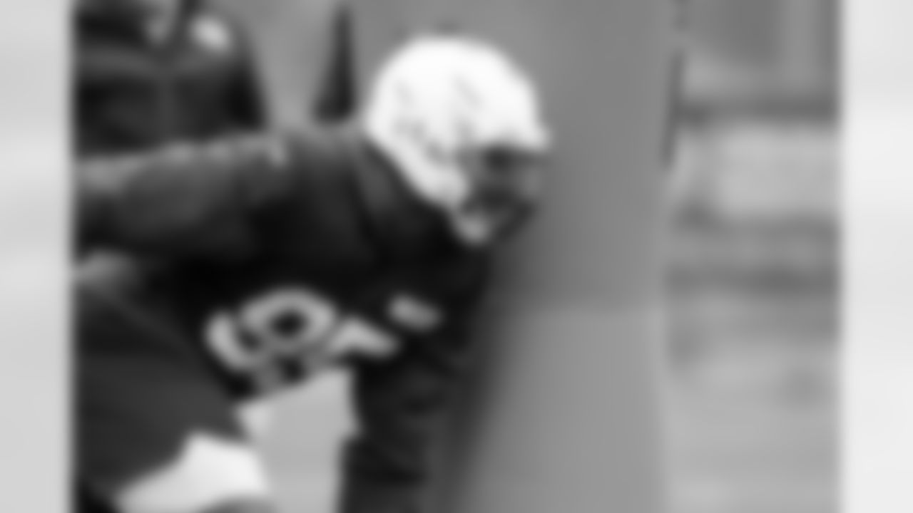 Defensive end Myles Garrett (95) during practice at CrossCountry Mortgage Campus on November 20, 2025.