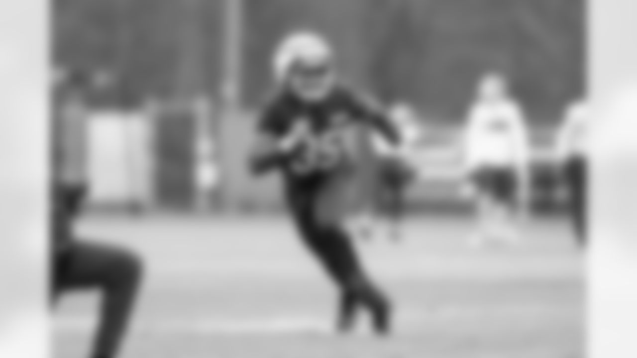 Running back Raheim Sanders (35) during practice at CrossCountry Mortgage Campus on December 26, 2025.