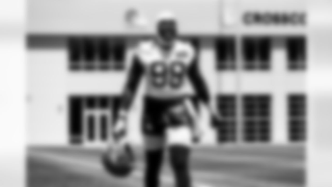 Defensive lineman Marcus Haynes (98) during fieldwork on the first day of Rookie Minicamp at CrossCountry Mortgage Campus on May 9, 2025.