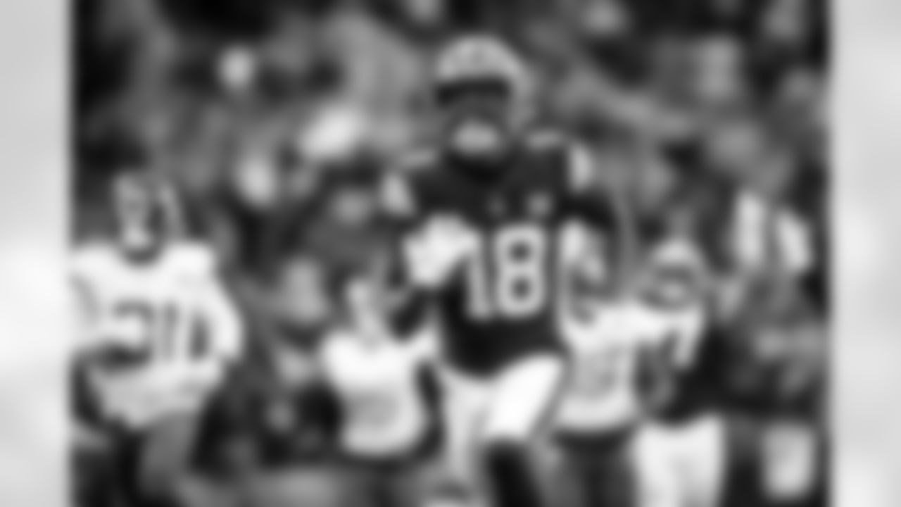 Wide receiver David Bell (18) during a NFL football game between the Jacksonville Jaguars and Cleveland Browns on December 10, 2023 at Cleveland Browns Stadium. The Browns won 31-27.