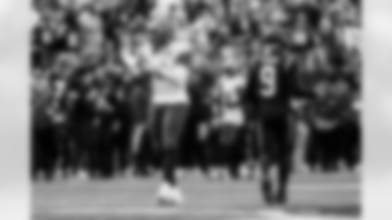 CHARLOTTE, NC - December 21, 2025 - Outside Linebacker Yaya Diaby #0 of the Tampa Bay Buccaneers during the game between the Tampa Bay Buccaneers and Carolina Panthers. The Bucs lost the game, 23-20. Photo By Tori Richman/Tampa Bay Buccaneers