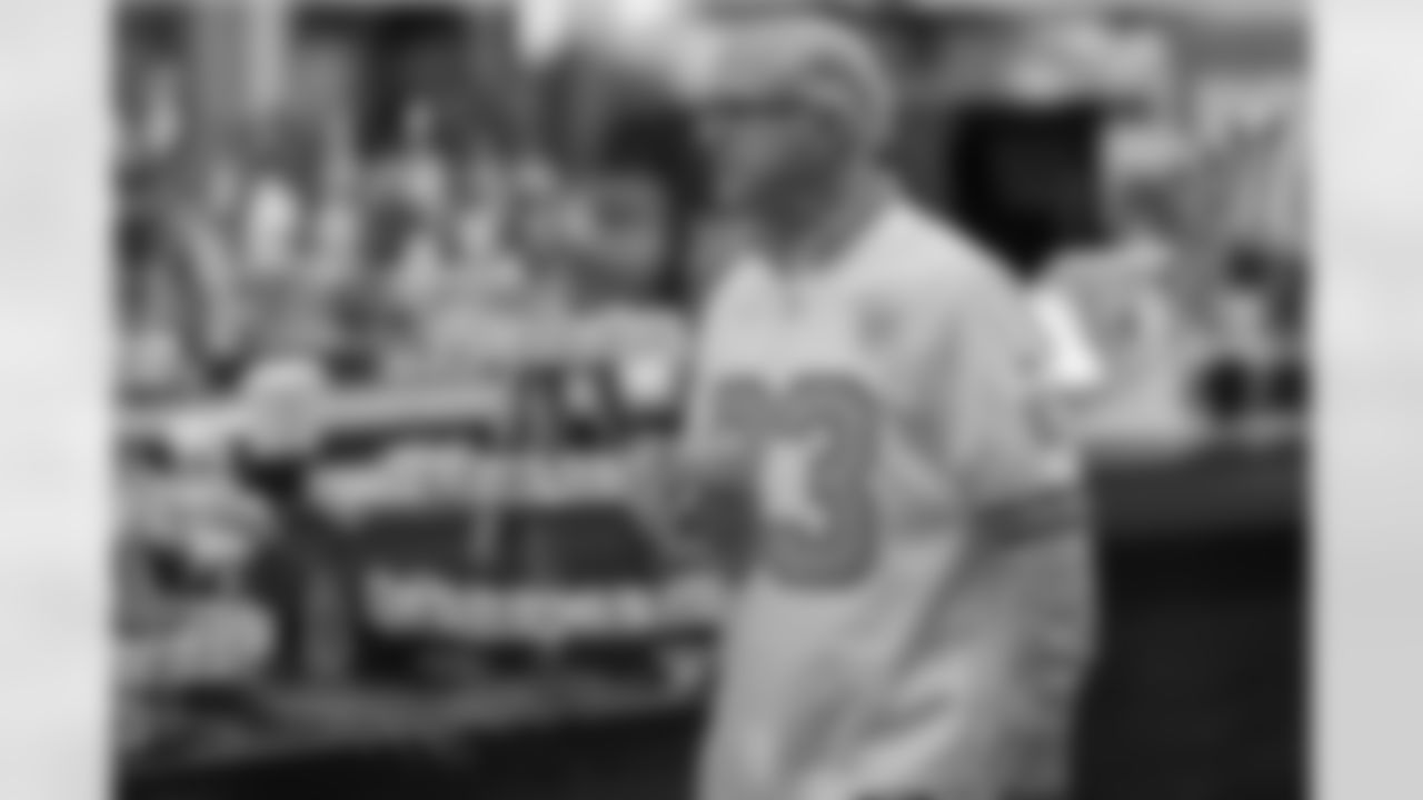 TAMPA, FL - December 11, 2025 - The 1976 Tampa Bay Buccaneers team reunion in the Hyundai Club at Raymond James Stadium. Photo By Mike Carlson/Tampa Bay Buccaneers