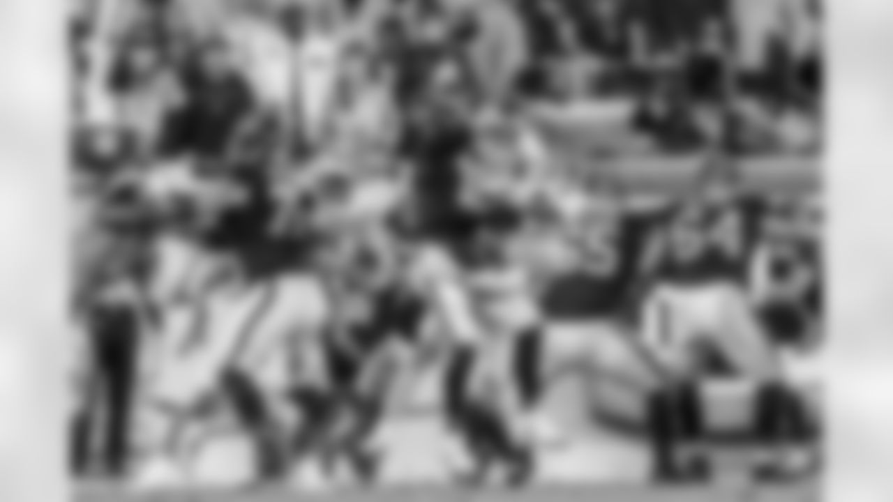 TAMPA, FL - December 11, 2025 - The Tampa Bay Buccaneers and Atlanta Falcons during a regular season game at Raymond James Stadium. The Bucs lost the game, 29-28. Photo By Mike Carlson/Tampa Bay Buccaneers