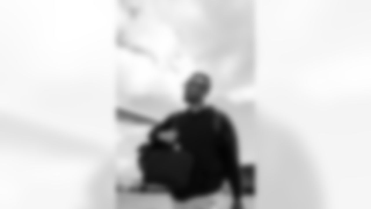 TAMPA, FL - December 27, 2025 - Assistant Quarterbacks Coach Jordan Somerville of the Tampa Bay Buccaneers departs Tampa for a Week 17 game against the Miami Dolphins. Photo By Tori Richman/Tampa Bay Buccaneers