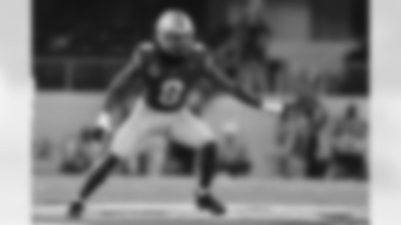 Ohio State linebacker Arvell Reese drops back to defend against Miami during the first half of the Cotton Bowl College Football Playoff quarterfinal game Wednesday, Dec. 31, 2025, in Arlington, Texas. (AP Photo/Gareth Patterson)