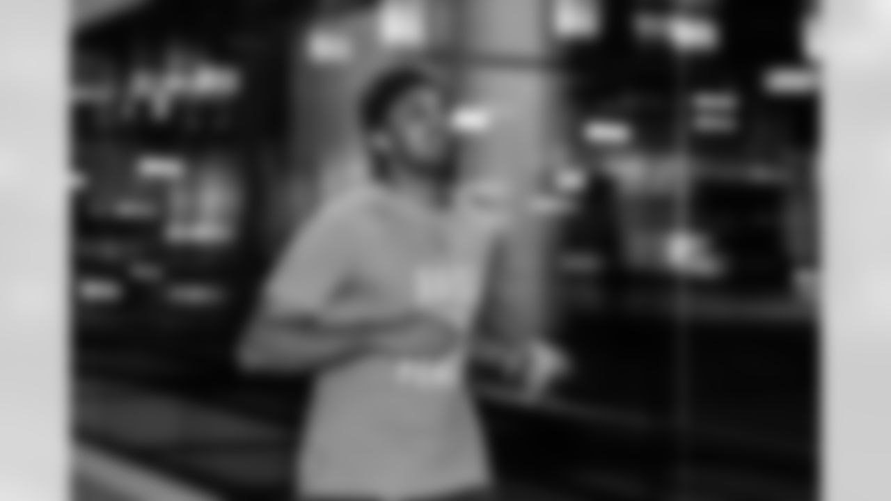 ST. PETERSBURG, FL - November 13, 2025 - Participants during "Bucs Run" Raise The Flags event with Pinellas Run Club at Park & Rec in St. Petersburg. Photo By Doug DeFelice/Tampa Bay Buccaneers