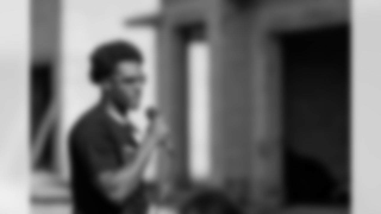 TAMPA, FL - November 18, 2025 - Cornerback Jacob Parrish #25 of the Tampa Bay Buccaneers during a home build with Habitat for Humanity of Tampa Bay Hillsborough. Photo By Doug DeFelice/Tampa Bay Buccaneers