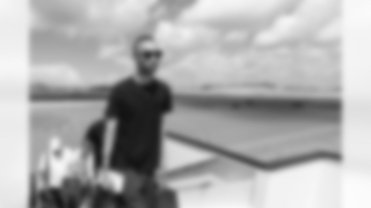 ATLANTA, GA - September 06, 2025 - Luxury Suite Excursion departs for the game between the Tampa Bay Buccaneers and Atlanta Falcons. The Bucs won the game, 23-20. Photo By Doug DeFelice/Tampa Bay Buccaneers