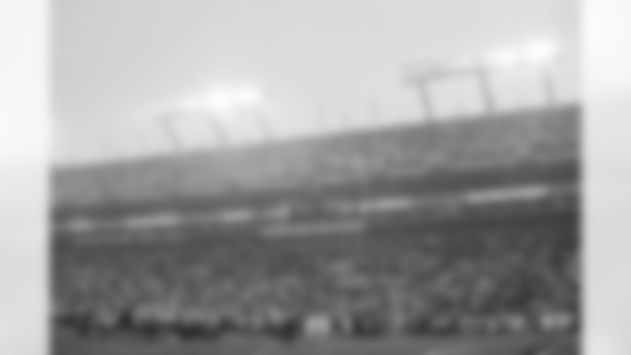 TAMPA, FL - December 07, 2025 - The Tampa Bay Buccaneers and New Orleans Saints play a regular season game at Raymond James Stadium. The Bucs lost the game, 24-20. Photo By Kyle Zedaker/Tampa Bay Buccaneers