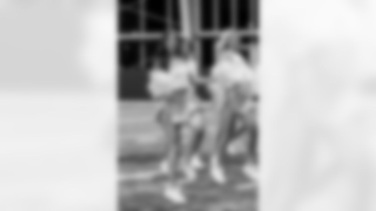 TAMPA, FL - December 09, 2025 - Tampa Bay Buccaneers Cheerleaders during Field Rehearsal at AdventHealth Training Center. Photo By Tori Richman/Tampa Bay Buccaneers