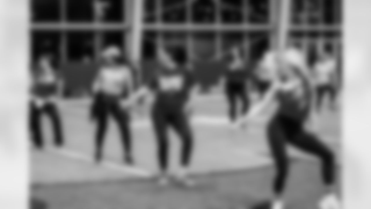 TAMPA, FL - November 19, 2025 - Tampa Bay Buccaneers Cheerleaders and Alumni during Field Rehearsal at AdventHealth Training Center. Photo By Tori Richman/Tampa Bay Buccaneers