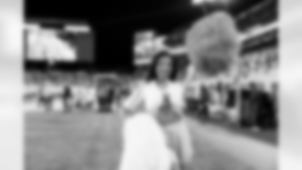 TAMPA, FL - December 11, 2025 - The Tampa Bay Buccaneers and Atlanta Falcons during a regular season game at Raymond James Stadium. The Bucs lost the game, 29-28. Photo By Tori Richman/Tampa Bay Buccaneers