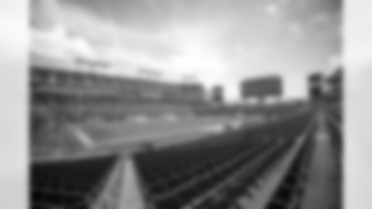 Dolphins vs. Bucs