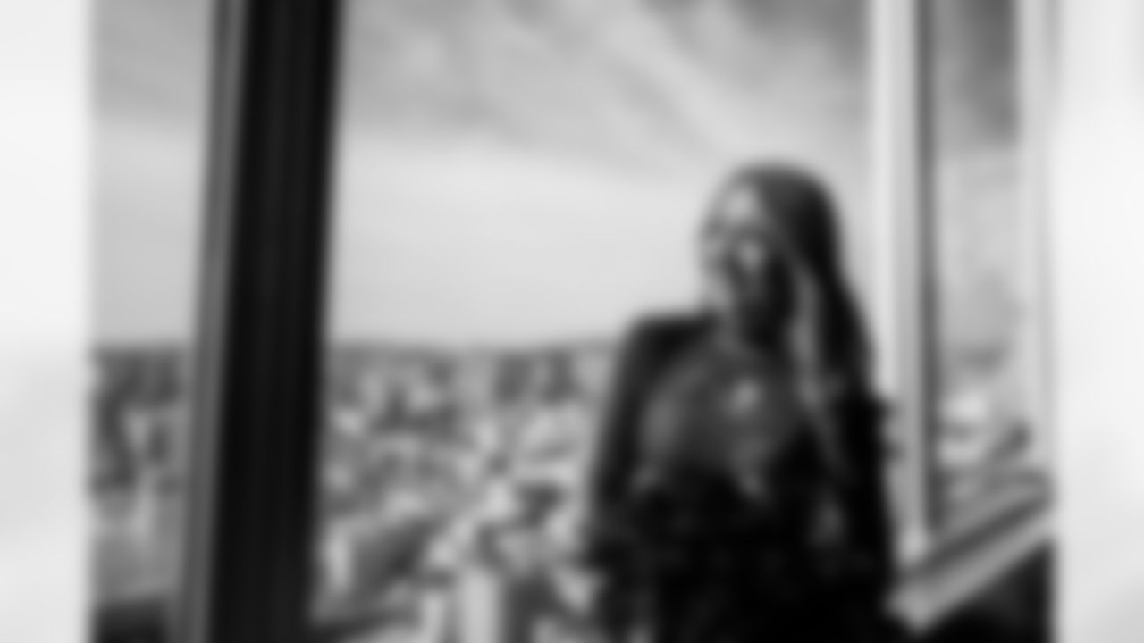 SAN FRANCISCO, CA - February 01, 2026 - Tampa Bay Buccaneers Pro Bowl Cheerleader Savannah during rehearsals. Photo By Tori Richman/Tampa Bay Buccaneers