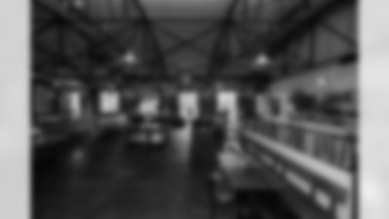 ATLANTA, GA - September 06, 2025 - Luxury Suite Excursion before for the game between the Tampa Bay Buccaneers and Atlanta Falcons. The Bucs won the game, 23-20. Photo By Doug DeFelice/Tampa Bay Buccaneers