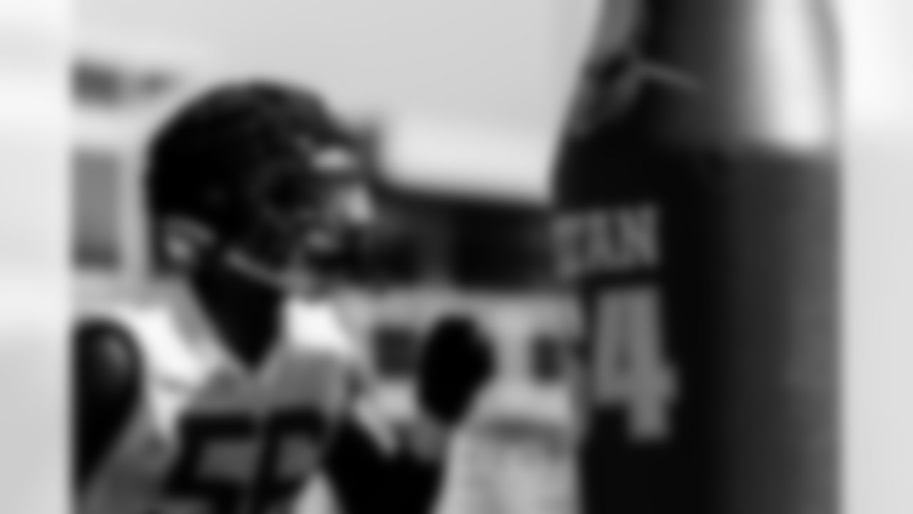 TAMPA, FL - November 20, 2025 - Outside Linebacker Benton Whitley #56 of the Tampa Bay Buccaneers during practice at AdventHealth Training Center. Photo By Tori Richman/Tampa Bay Buccaneers