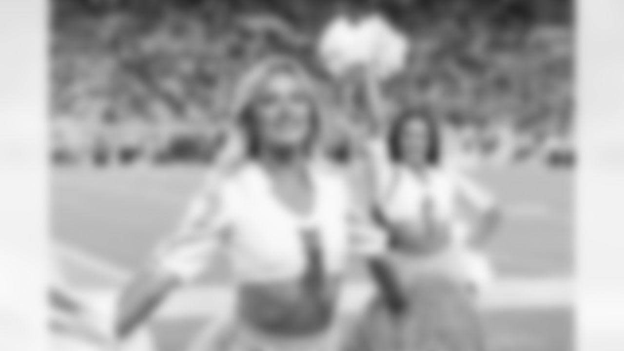 TAMPA, FL - December 11, 2025 - The Tampa Bay Buccaneers and Atlanta Falcons during a regular season game at Raymond James Stadium. The Bucs lost the game, 29-28. Photo By Doug DeFelice/Tampa Bay Buccaneers