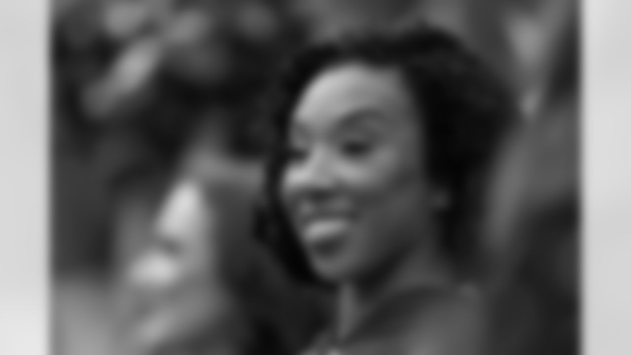 TAMPA, FL - December 07, 2025 - The Tampa Bay Buccaneers and New Orleans Saints during a regular season game at Raymond James Stadium. The Bucs lost the game, 24-20. Photo By Doug DeFelice/Tampa Bay Buccaneers