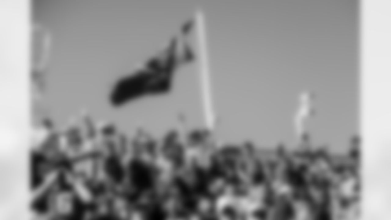 TAMPA, FL - November 30, 2025 - Fans during the game between the Arizona Cardinals and Tampa Bay Buccaneers. The Bucs won the game, 20-17. Photo By Dave Pullis/Tampa Bay Buccaneers