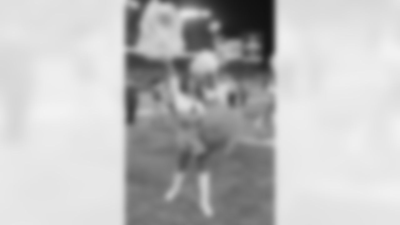 TAMPA, FL - December 11, 2025 - The Tampa Bay Buccaneers and Atlanta Falcons during a regular season game at Raymond James Stadium. The Bucs lost the game, 29-28. Photo By Mike Carlson/Tampa Bay Buccaneers