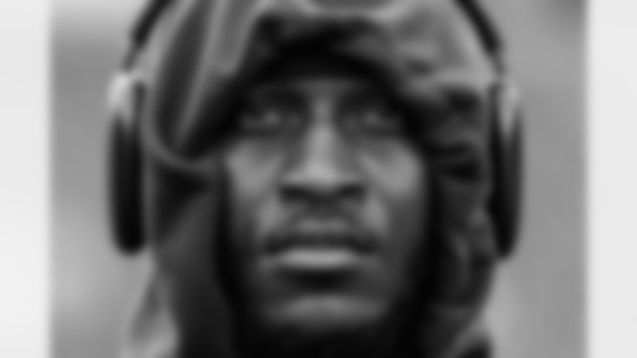 TAMPA, FL - November 09, 2025 - Safety Tykee Smith #23 of the Tampa Bay Buccaneers before the game between the New England Patriots and Tampa Bay Buccaneers. The Bucs lost the game, 28-23. Photo By Doug DeFelice/Tampa Bay Buccaneers