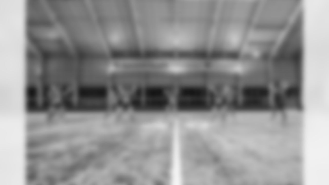 TAMPA, FL - January 02, 2026 - Tampa Bay Buccaneers Cheerleaders field rehearsal at AdventHealth Training Center. Photo By Tori Richman/Tampa Bay Buccaneers