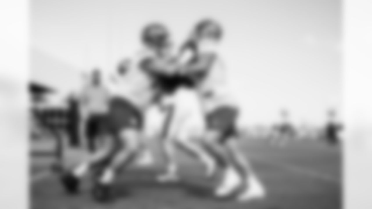 TAMPA, FL - June 12, 2025 - Offensive Lineman Lorenz Metz #71 and Tackle Luke Haggard #72 of the Tampa Bay Buccaneers during 2025 Minicamp at AdventHealth Training Center. Photo By Tori Richman/Tampa Bay Buccaneers