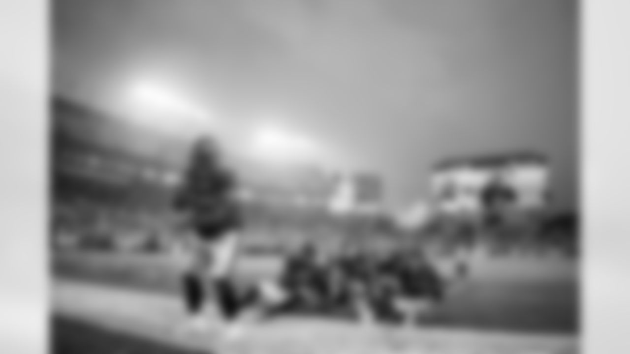 TAMPA, FL - January 03, 2026 - The Carolina Panthers and Tampa Bay Buccaneers play a regular season game at Raymond James Stadium. The Bucs won the game, 16-14. Photo By Kyle Zedaker/Tampa Bay Buccaneers