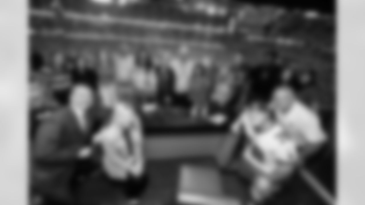 ATLANTA, GA - September 07, 2025 - Luxury Suite Excursion during the game between the Tampa Bay Buccaneers and Atlanta Falcons. The Bucs won the game, 23-20. Photo By Doug DeFelice/Tampa Bay Buccaneers