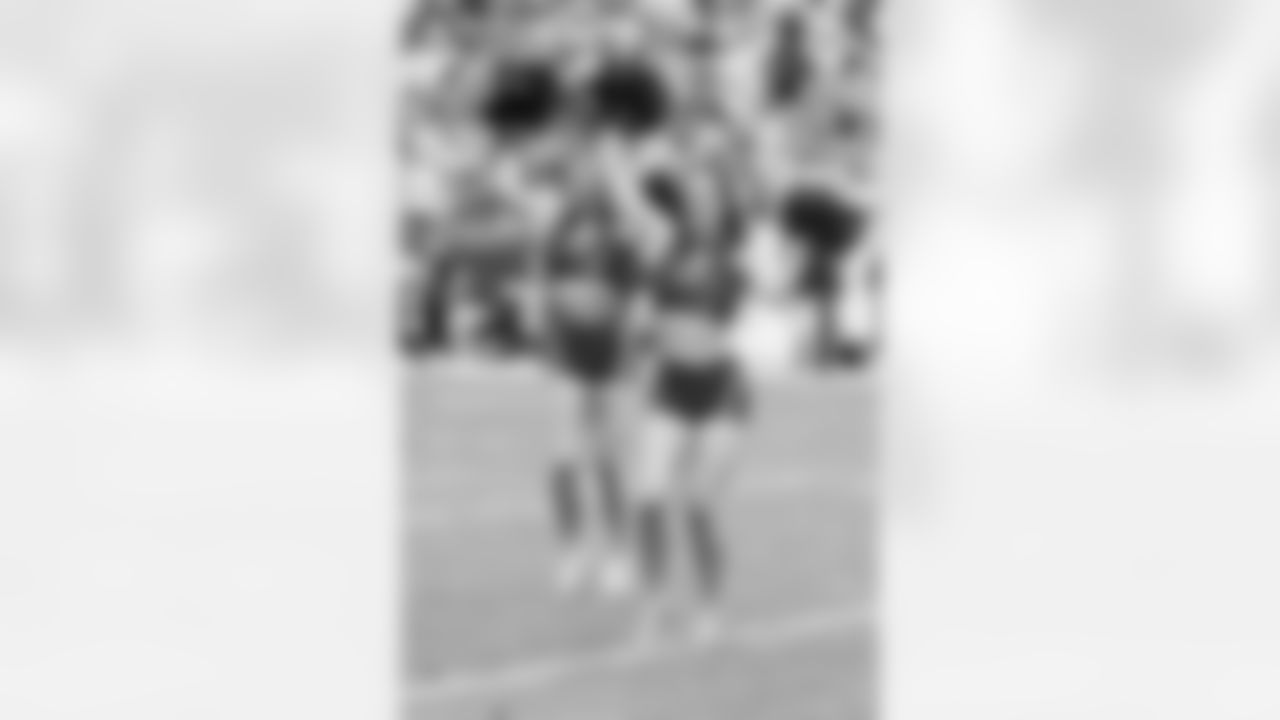 TAMPA, FL - December 07, 2025 - The Tampa Bay Buccaneers and New Orleans Saints during a regular season game at Raymond James Stadium. The Bucs lost the game, 24-20. Photo By Tori Richman/Tampa Bay Buccaneers