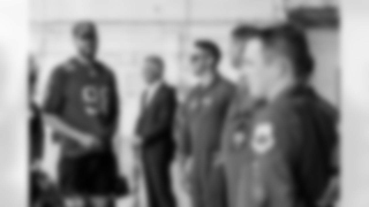 TAMPA, FL - December 02, 2025 - Outside Linebacker Anthony Nelson #98 of the Tampa Bay Buccaneers during a visit to MacDill Air Force Base. Photo By Kyle Zedaker/Tampa Bay Buccaneers