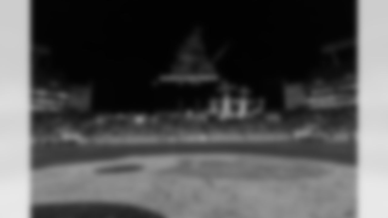 TAMPA, FL - December 11, 2025 - The Tampa Bay Buccaneers and Atlanta Falcons during a regular season game at Raymond James Stadium. The Bucs lost the game, 29-28. Photo By Mike Carlson/Tampa Bay Buccaneers