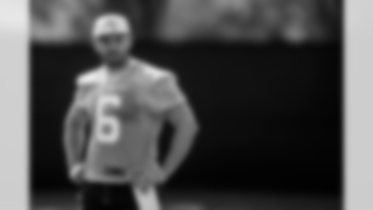 TAMPA, FL - May 20, 2025 - Quarterback Baker Mayfield #6 of the Tampa Bay Buccaneers during Phase 2 workouts at AdventHealth Training Center. Photo By Kyle Zedaker/Tampa Bay Buccaneers