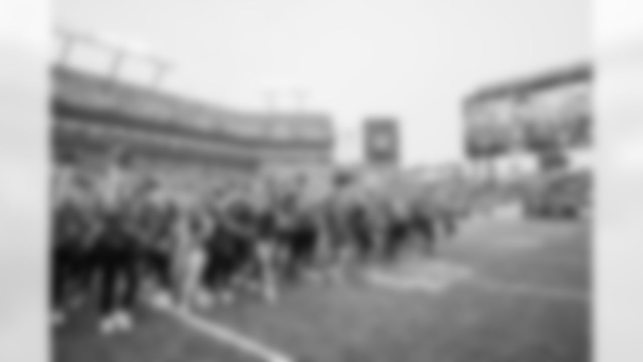 TAMPA, FL - December 07, 2025 - The Tampa Bay Buccaneers and New Orleans Saints during a regular season game at Raymond James Stadium. The Bucs lost the game, 24-20. Photo By Tori Richman/Tampa Bay Buccaneers