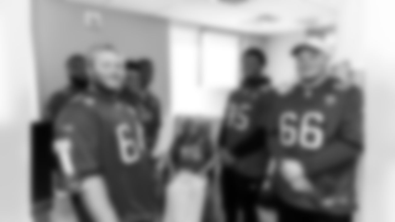 TAMPA, FL - October 14, 2025 - The Tampa Bay Buccaneers Rookie Club visits Moffitt Cancer Center. Photo By Vita Vea/Tampa Bay Buccaneers