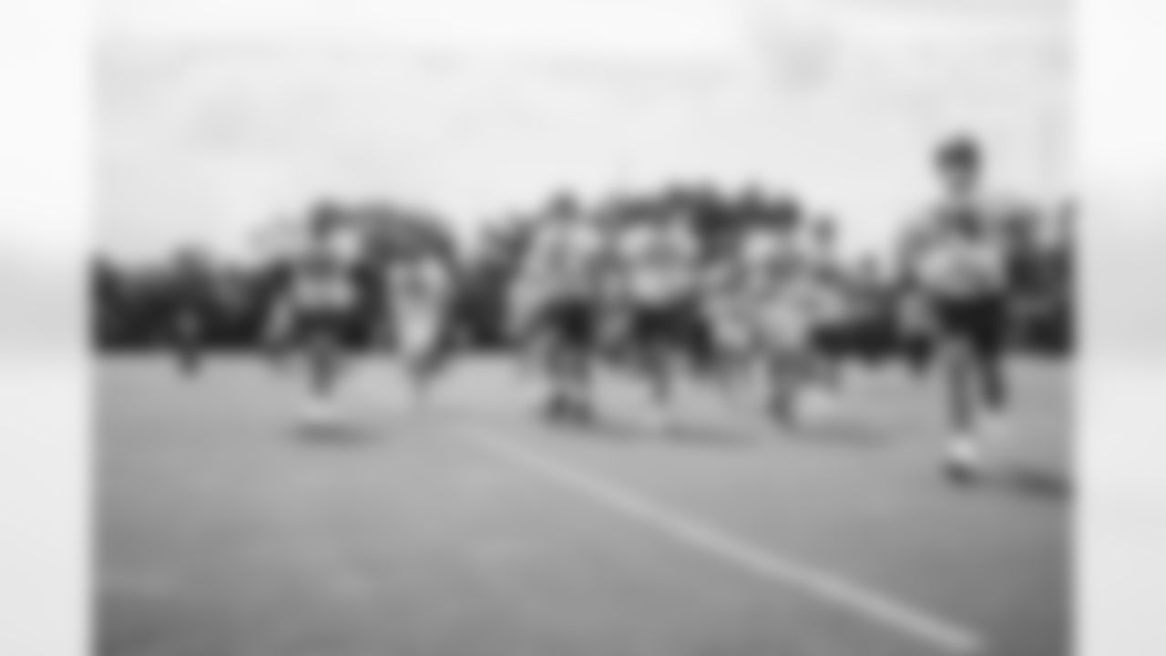 TAMPA, FL - June 10, 2025 - Guard Ben Bredeson #68, Guard Elijah Klein #79, Offensive Lineman Lorenz Metz #71, Tackle Charlie Heck #77, Center Graham Barton #62, Guard Luke Goedeke #67 and Tackle Garret Greenfield #74 of the Tampa Bay Buccaneers during 2025 Minicamp at AdventHealth Training Center. Photo By Tori Richman/Tampa Bay Buccaneers