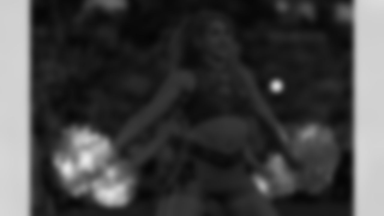 TAMPA, FL - January 03, 2026 - The Carolina Panthers and Tampa Bay Buccaneers play a regular season game at Raymond James Stadium. The Bucs won the game, 16-14. Photo By Doug DeFelice/Tampa Bay Buccaneers