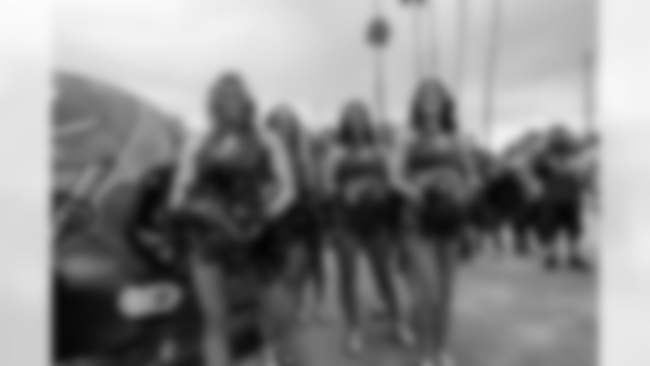 TAMPA, FL - January 03, 2026 - The Carolina Panthers and Tampa Bay Buccaneers play a regular season game at Raymond James Stadium. The Bucs won the game, 16-14. Photo By Dave Pullis/Tampa Bay Buccaneers