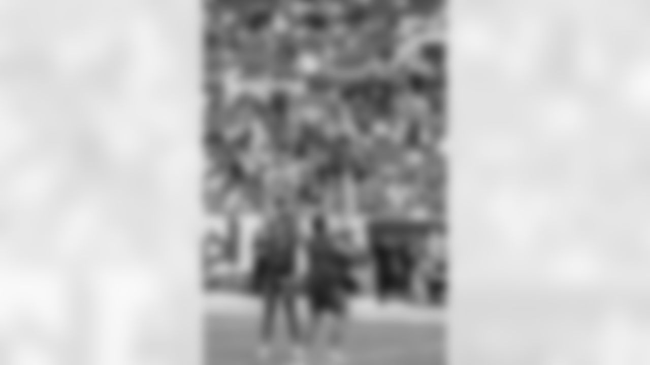 TAMPA, FL - December 07, 2025 - The Tampa Bay Buccaneers and New Orleans Saints during a regular season game at Raymond James Stadium. The Bucs lost the game, 24-20. Photo By Kyle Zedaker/Tampa Bay Buccaneers