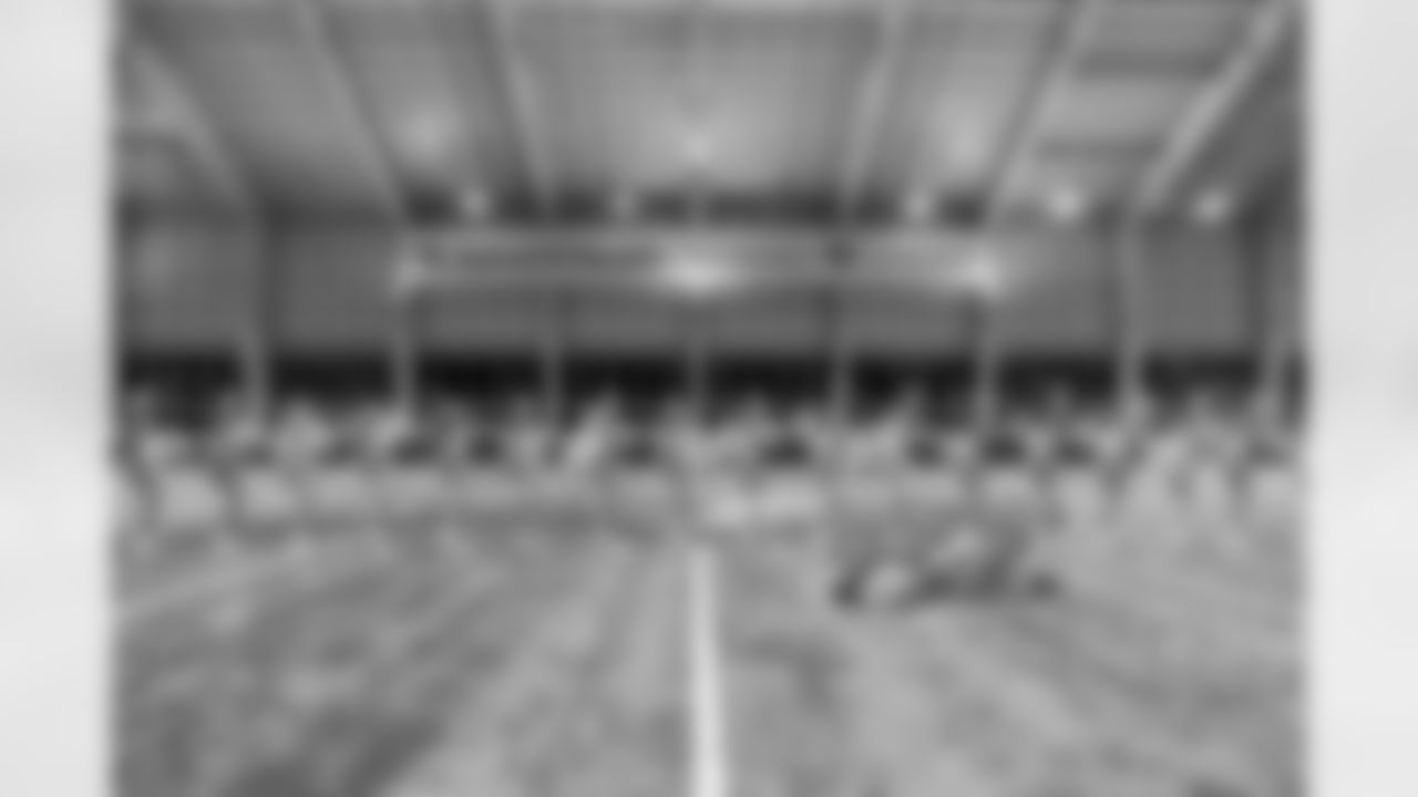 TAMPA, FL - December 09, 2025 - Tampa Bay Buccaneers Cheerleaders during Field Rehearsal at AdventHealth Training Center. Photo By Tori Richman/Tampa Bay Buccaneers